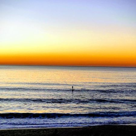 The Shore At Seaside Paradise - Cozy Patio On The Promenade Espinho  Luaran gambar