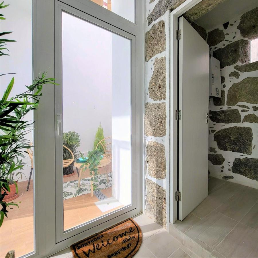 The Shore At Seaside Paradise - Cozy Patio On The Promenade Espinho  Luaran gambar