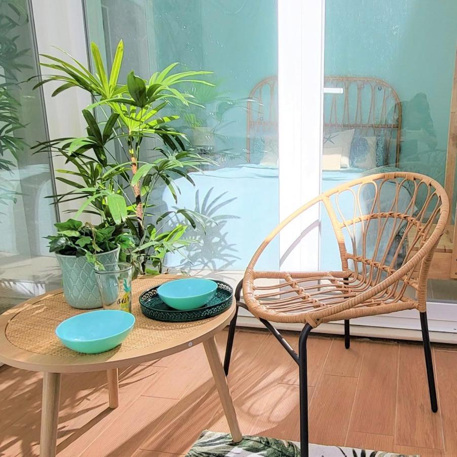 The Shore At Seaside Paradise - Cozy Patio On The Promenade Espinho  Luaran gambar